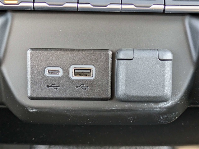 2025 Gmc Sierra Base photo 16