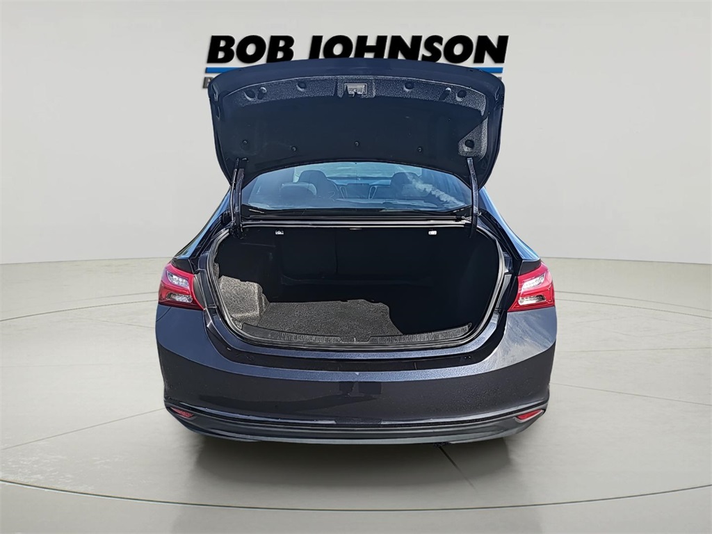 2022 Chevrolet Malibu 1LT photo 4