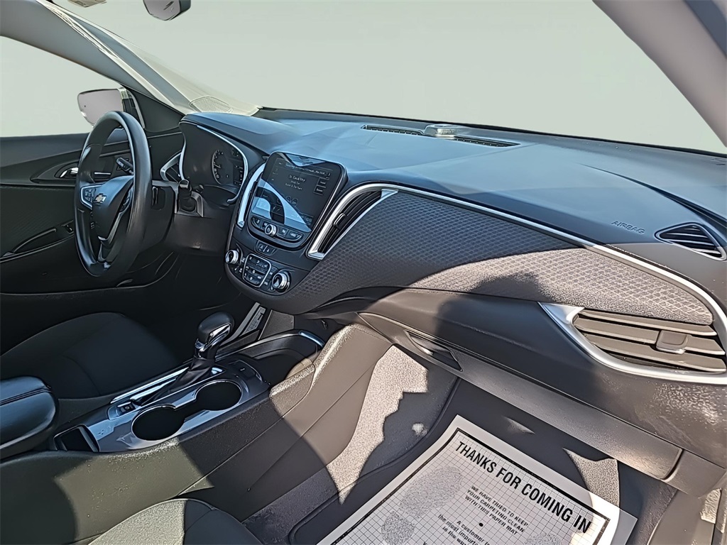 2022 Chevrolet Malibu 1LT photo 14