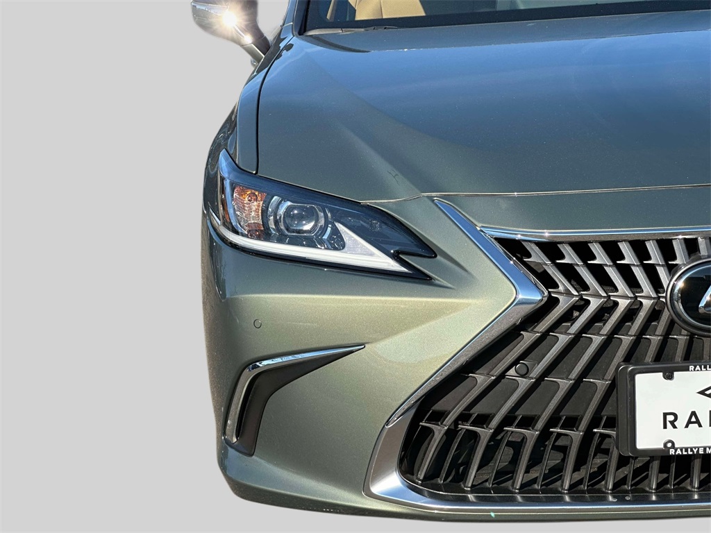 used 2025 Lexus ES car, priced at $44,995