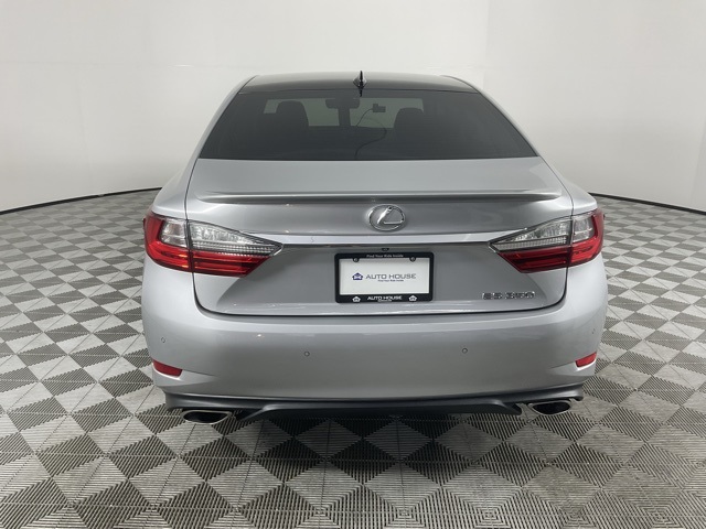 2018 Lexus ES 350 photo 4