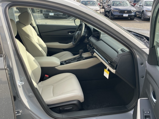 new 2025 Honda Accord Hybrid car, priced at $34,761