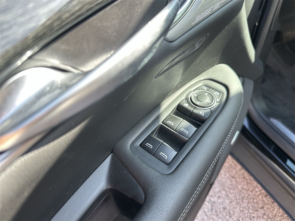 XT5 Premium Luxury