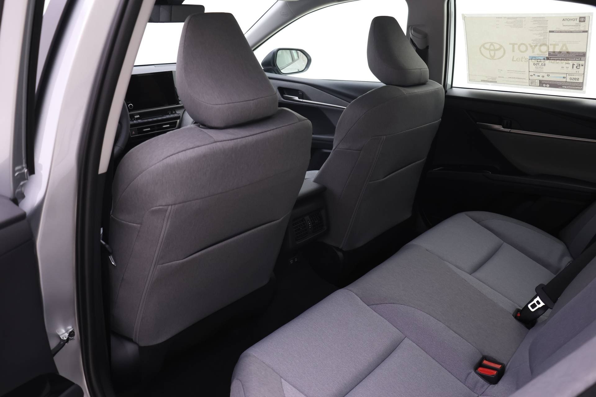 2026 Toyota Camry LE photo 8