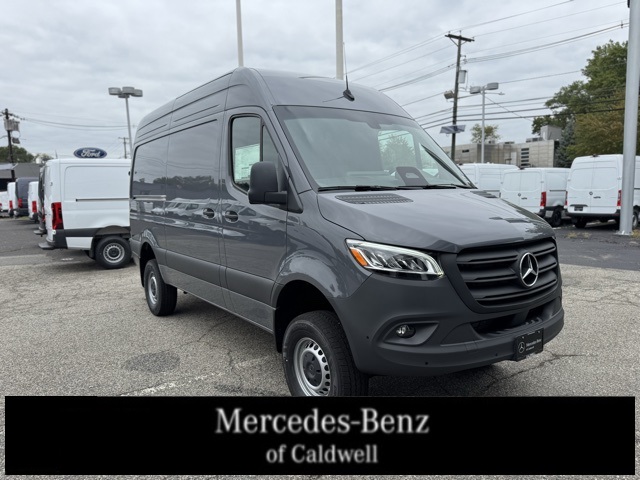 2025 Mercedes-Benz Sprinter Cargo Van Base's photo