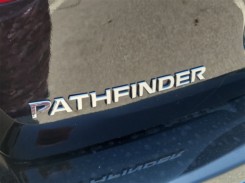 2020 Magnetic Black Pearl Nissan Pathfinder SL FWD SUV