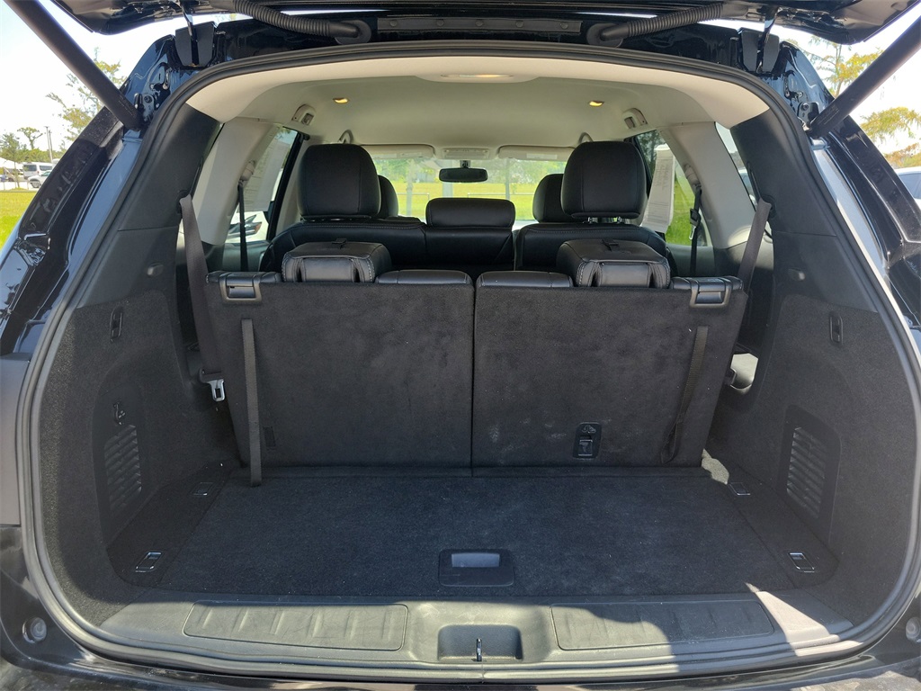 2020 Magnetic Black Pearl Nissan Pathfinder SL FWD SUV