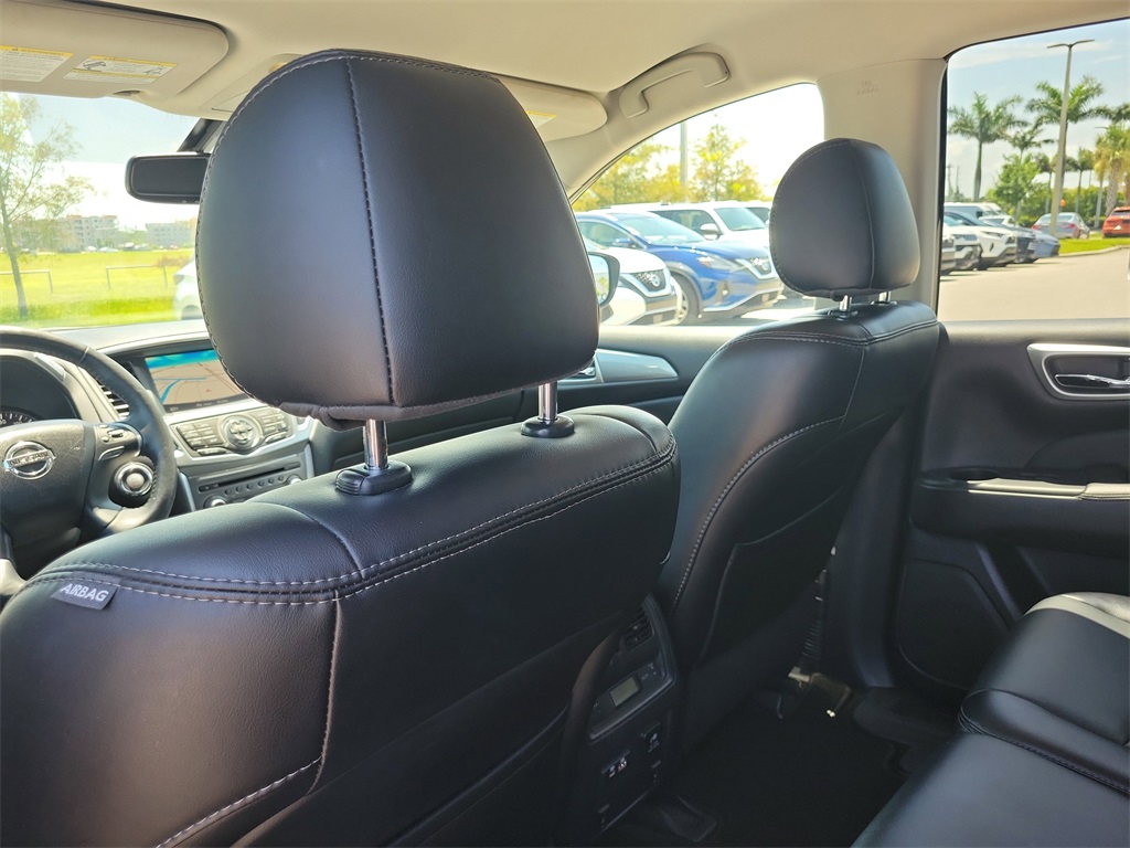 2020 Magnetic Black Pearl Nissan Pathfinder SL FWD SUV