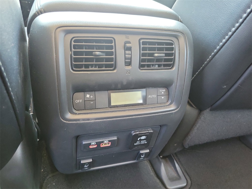 2020 Magnetic Black Pearl Nissan Pathfinder SL FWD SUV