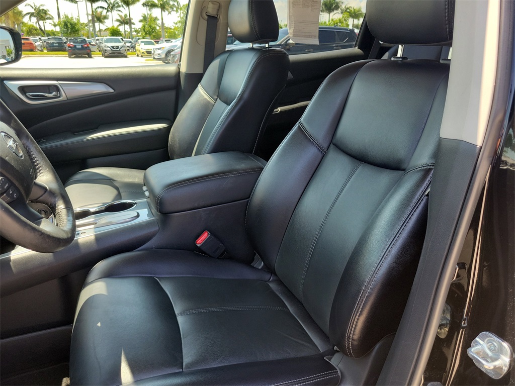 2020 Magnetic Black Pearl Nissan Pathfinder SL FWD SUV