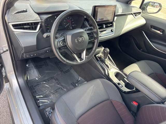 Used 2025 Toyota Corolla LE with VIN JTDBCMFE0S3099463 for sale in Kansas City