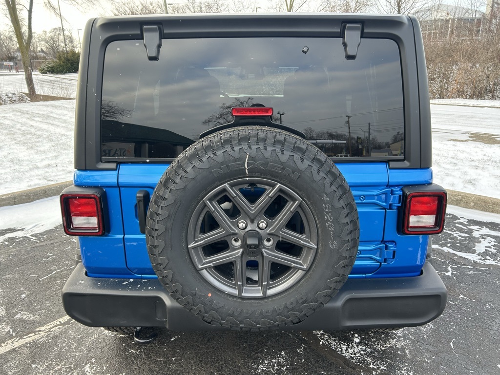 new 2026 Jeep Wrangler car, priced at $47,290