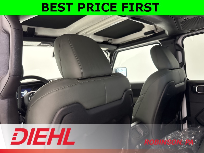 New 2025 Jeep Gladiator Truck
