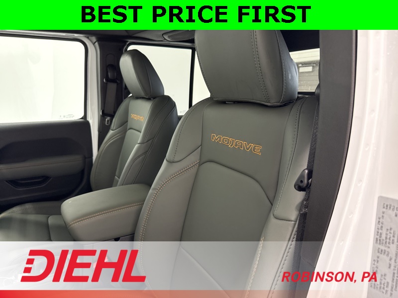 New 2025 Jeep Gladiator Truck