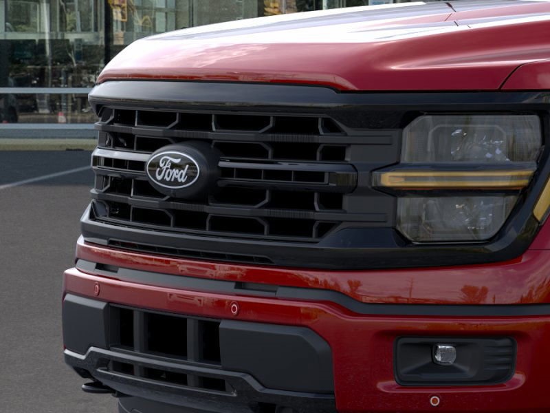 2025 Ford F-150 XLT photo 16