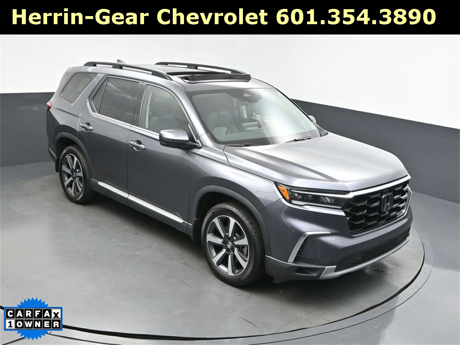 2025 Gray Honda Pilot Touring SUV