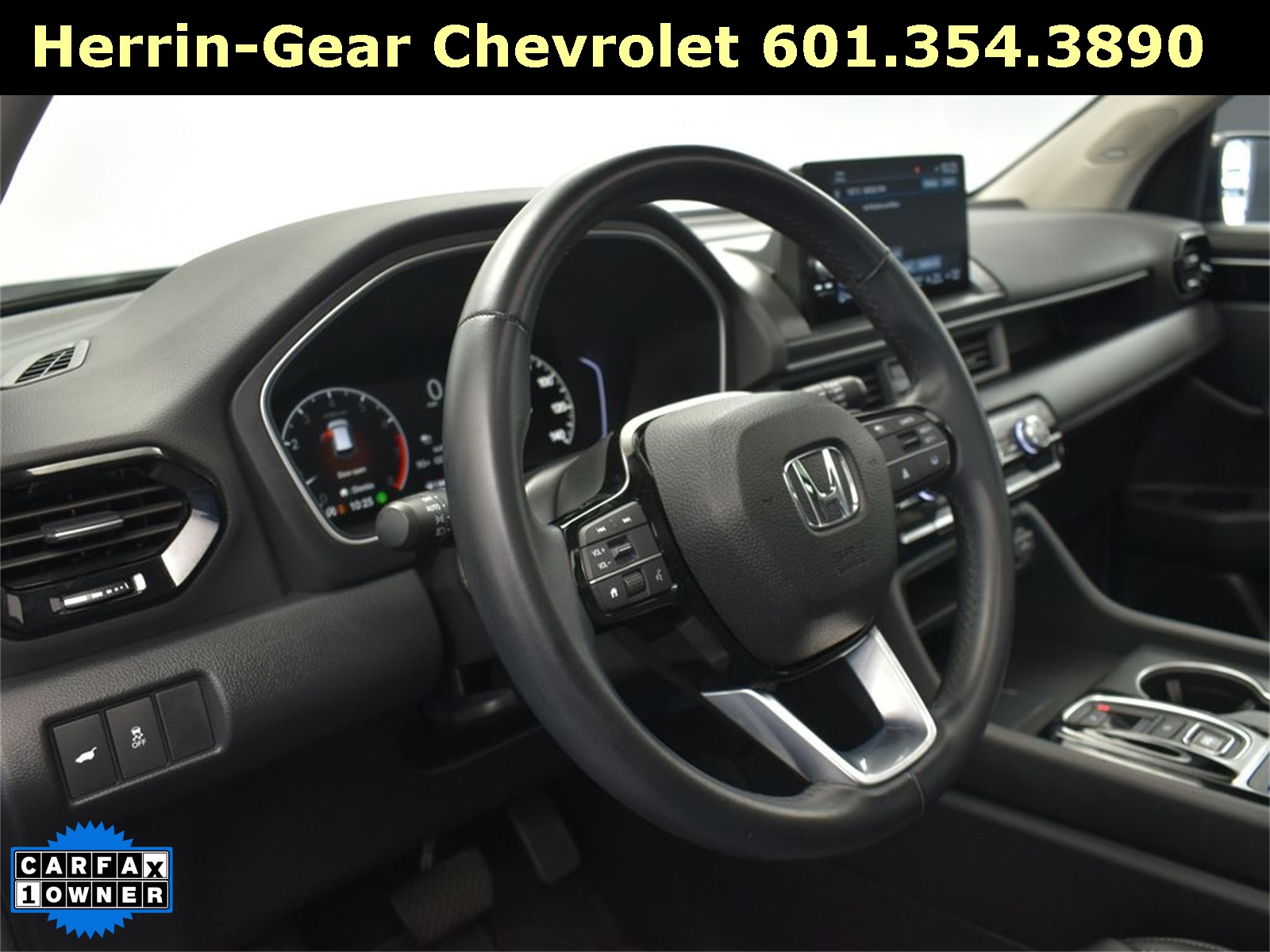 2025 Gray Honda Pilot Touring FWD SUV
