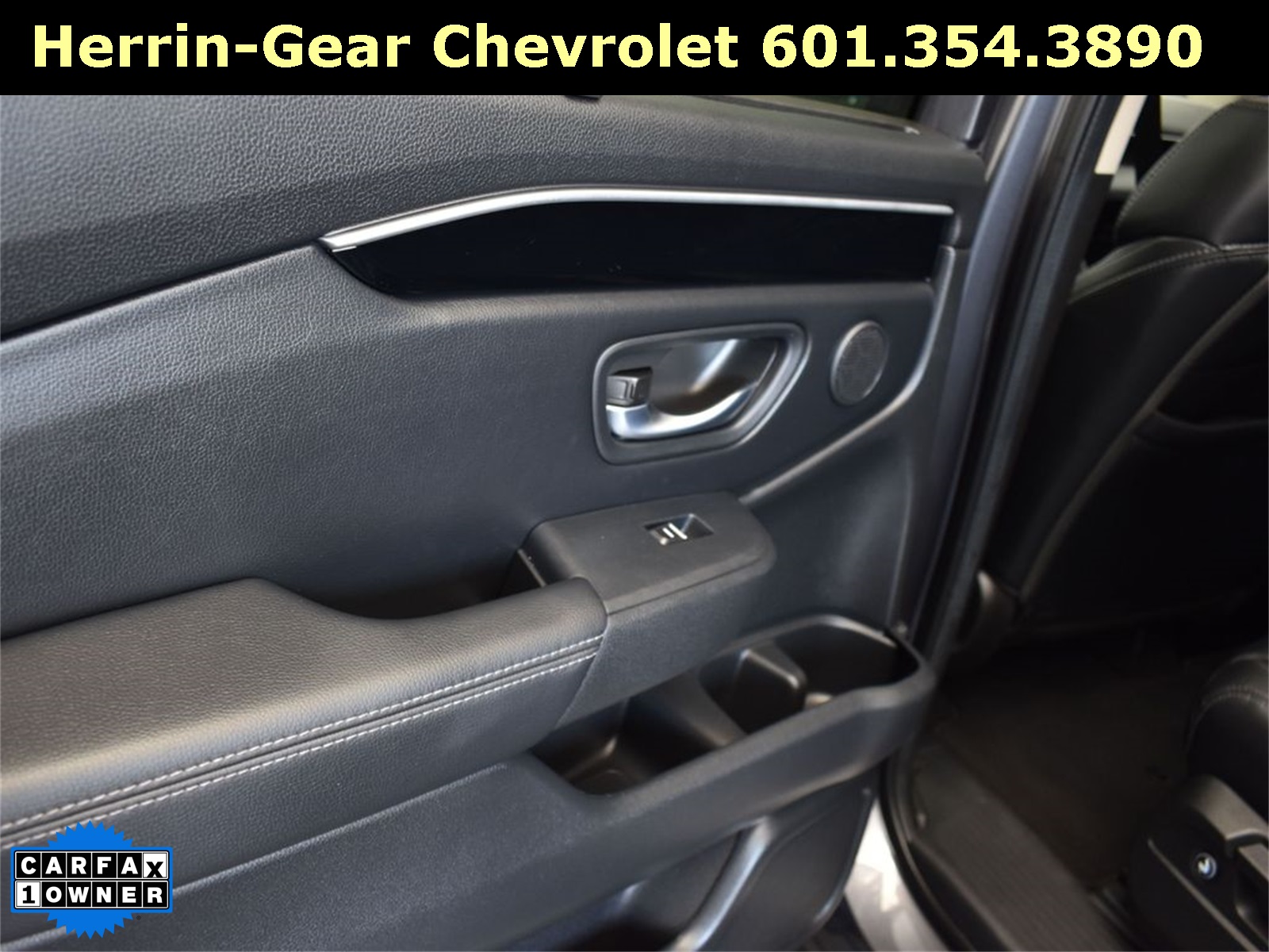 2025 Gray Honda Pilot Touring FWD SUV