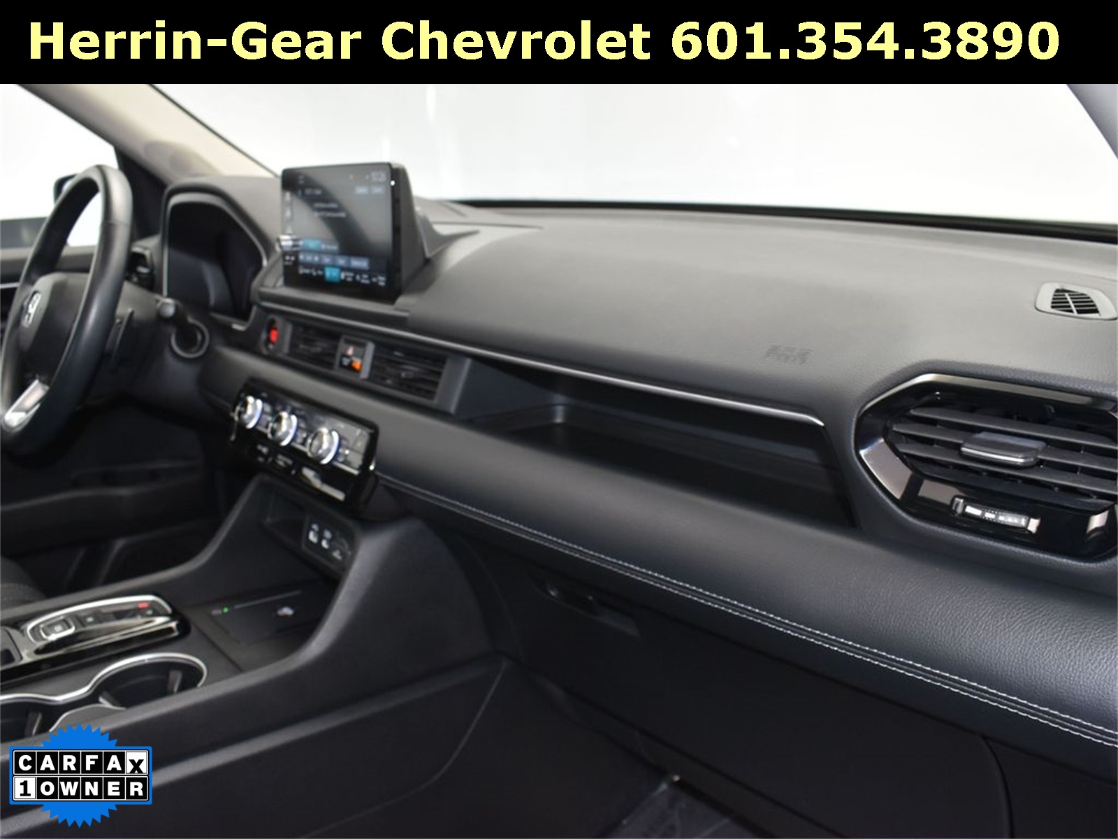 2025 Gray Honda Pilot Touring FWD SUV