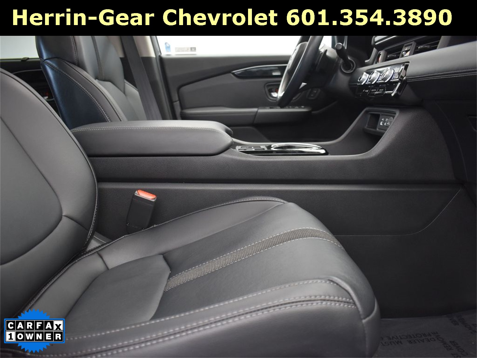 2025 Gray Honda Pilot Touring FWD SUV