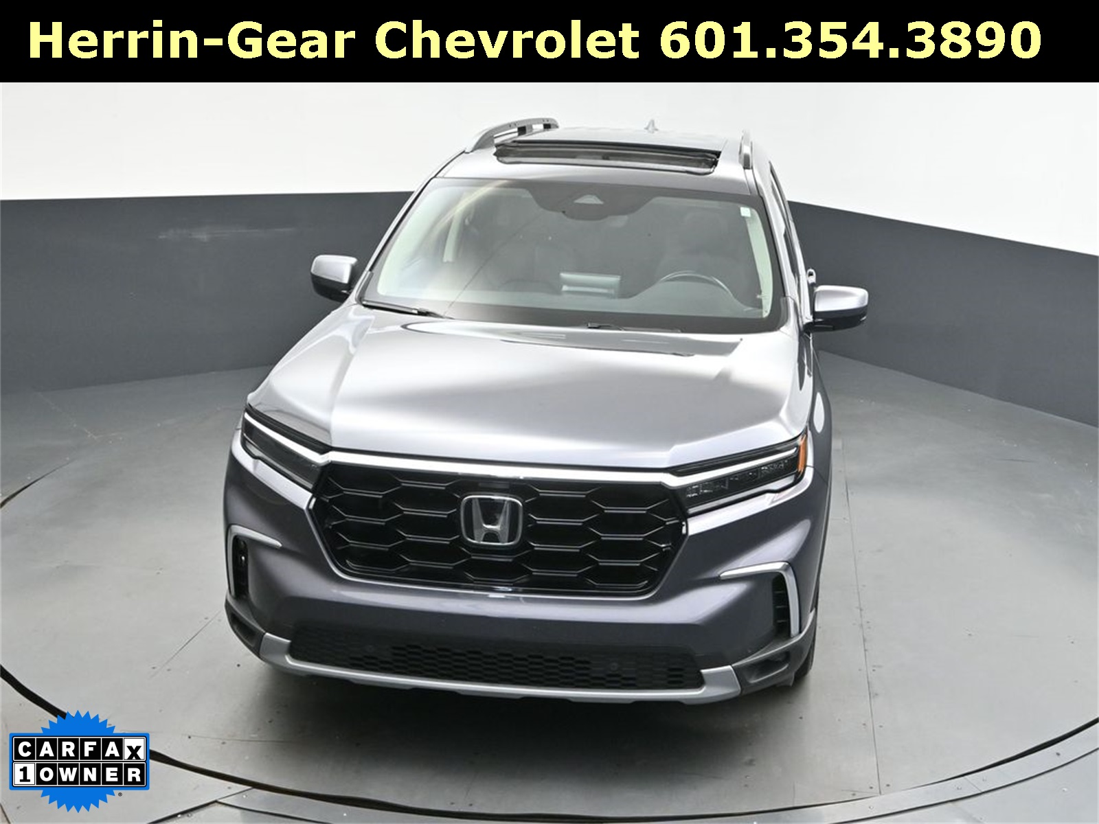 2025 Gray Honda Pilot Touring FWD SUV