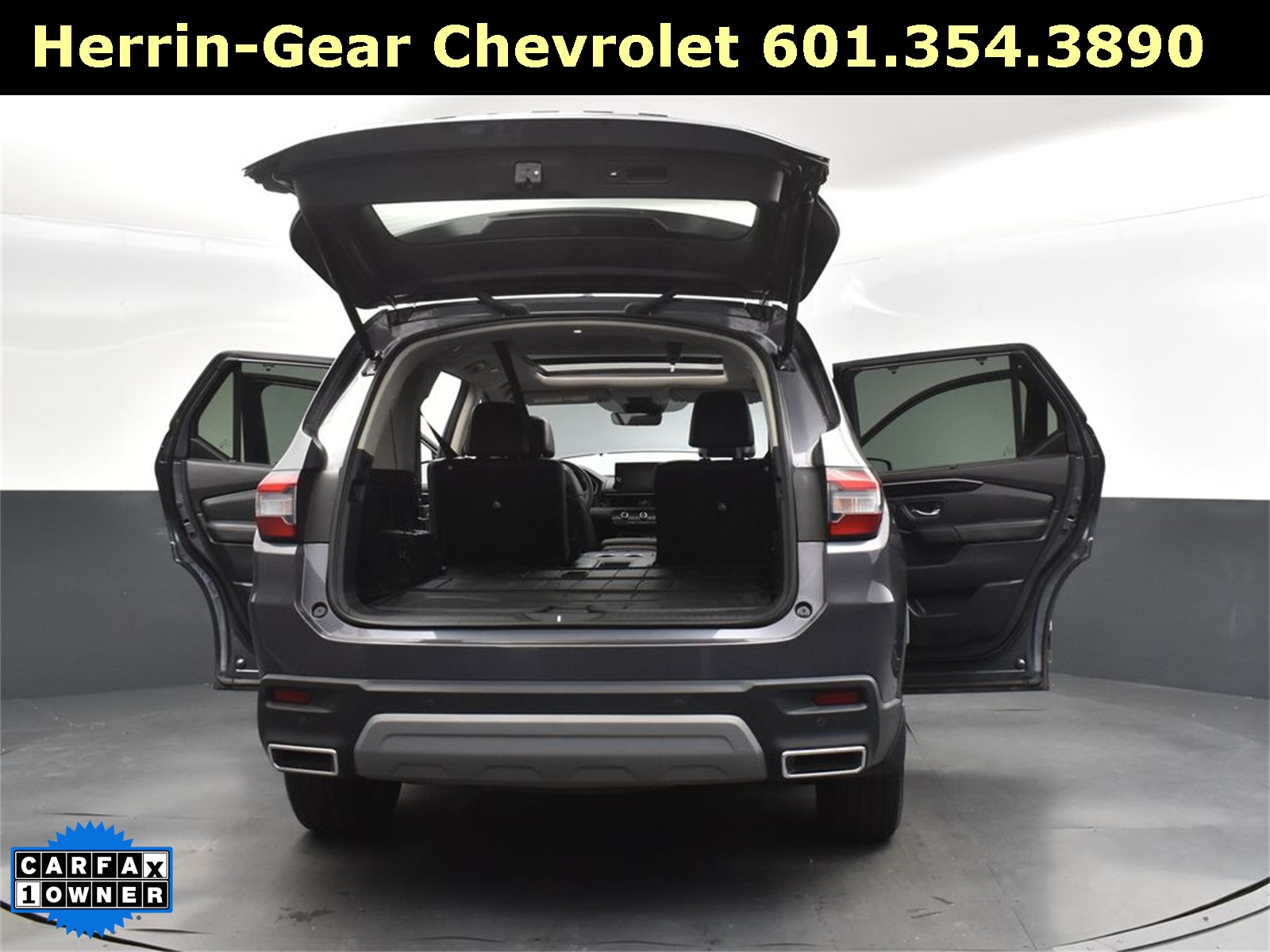 2025 Gray Honda Pilot Touring FWD SUV
