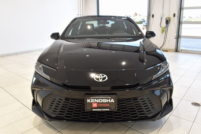 2026 Toyota Camry SE photo 2