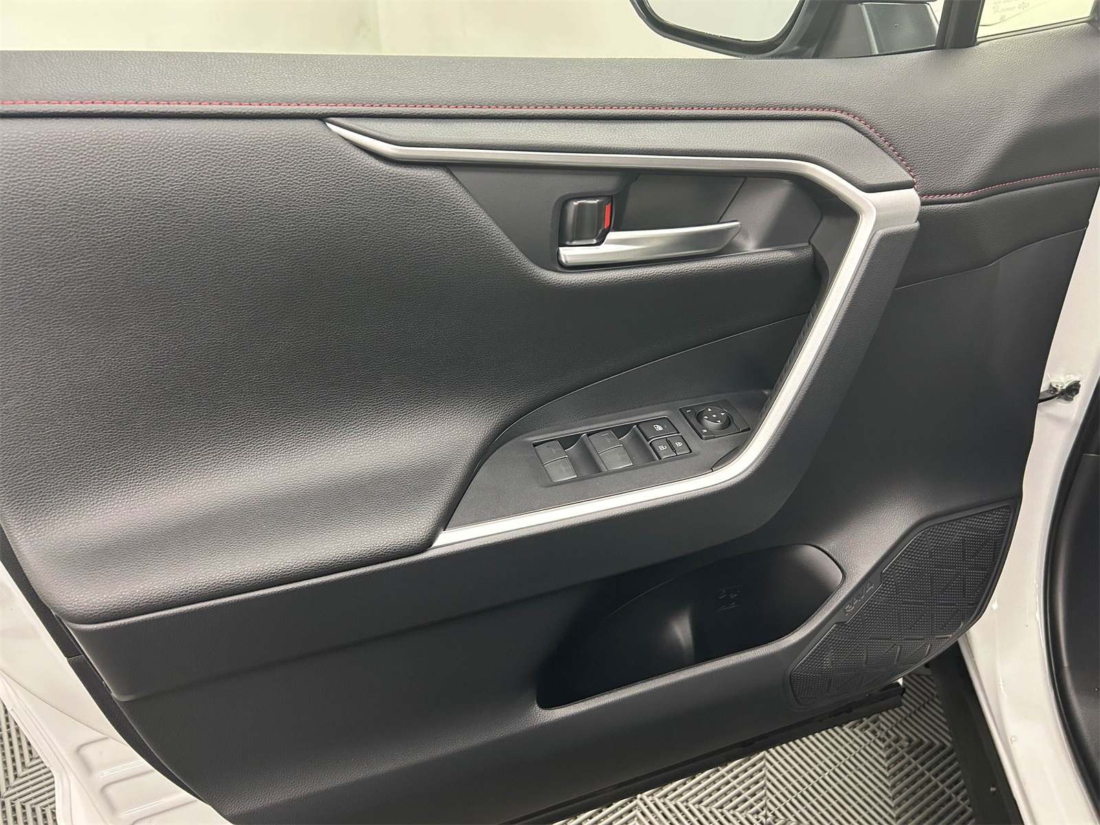 new 2025 Toyota RAV4 Plug-In Hybrid car, priced at $51,498