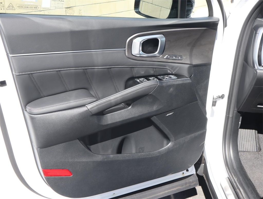 2025 Kia Sorento X-Line SX Prestige - Photo 18