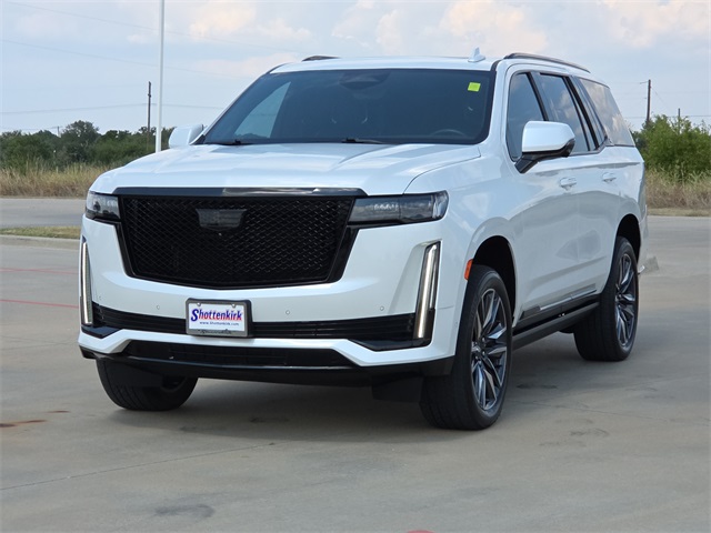2021 Cadillac Escalade Sport photo 2