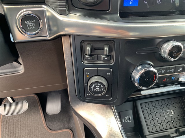 2025 Antimatter Blue Metallic Ford F-150 King Ranch 4X4 Truck