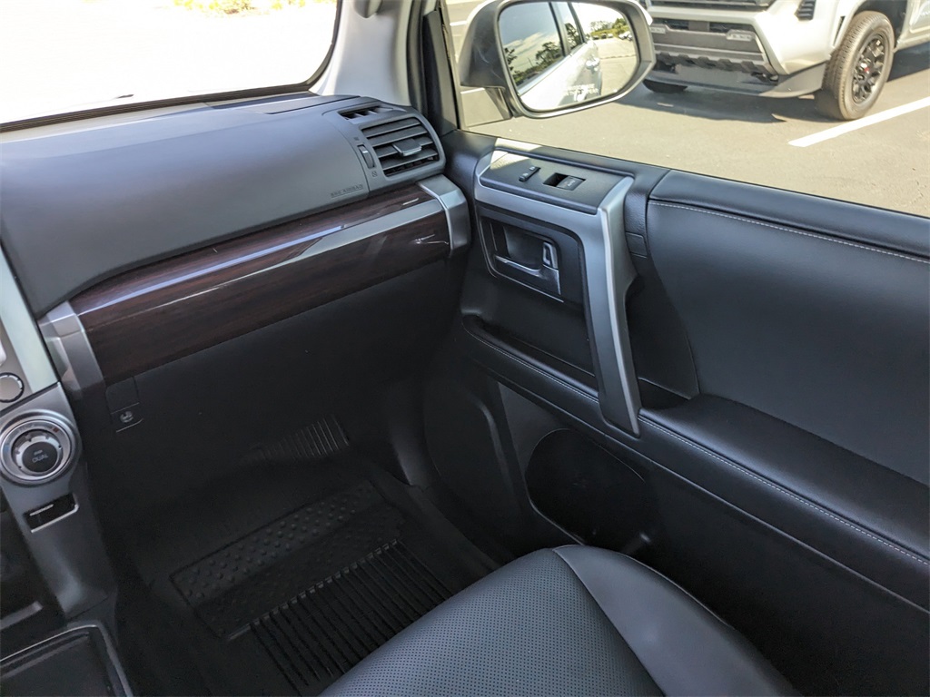2024 Toyota 4Runner Limited photo 16