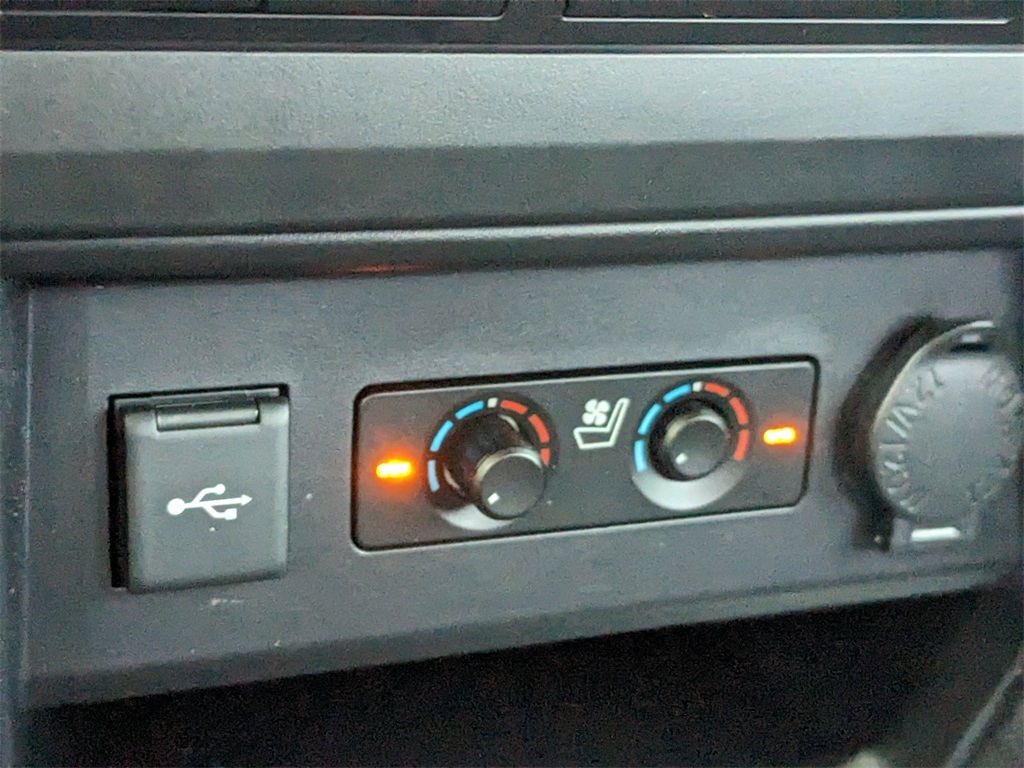 2024 Toyota 4Runner Limited photo 21