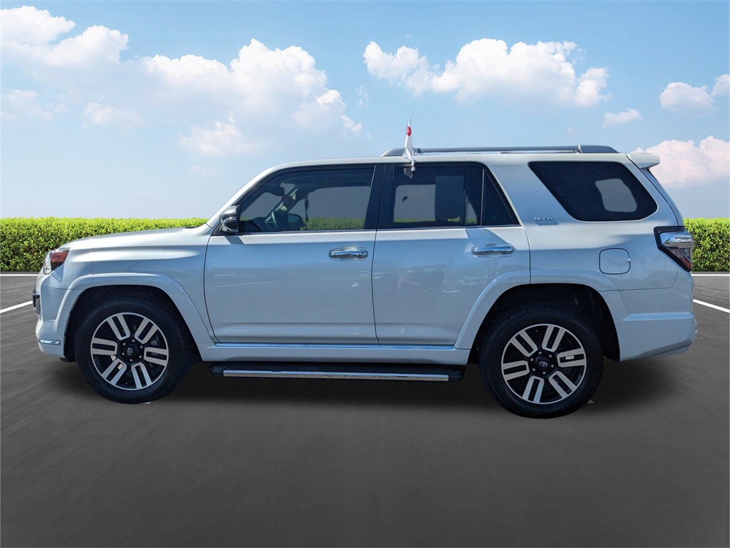 2024 Toyota 4Runner Limited photo 7