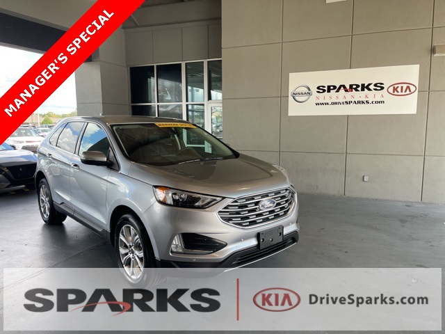 2024 Ford Edge Titanium's photo