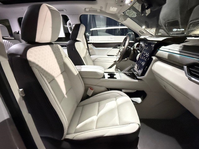 used 2024 GMC Acadia car, priced at $42,247