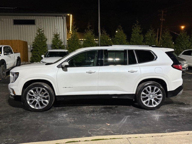used 2024 GMC Acadia car, priced at $42,247