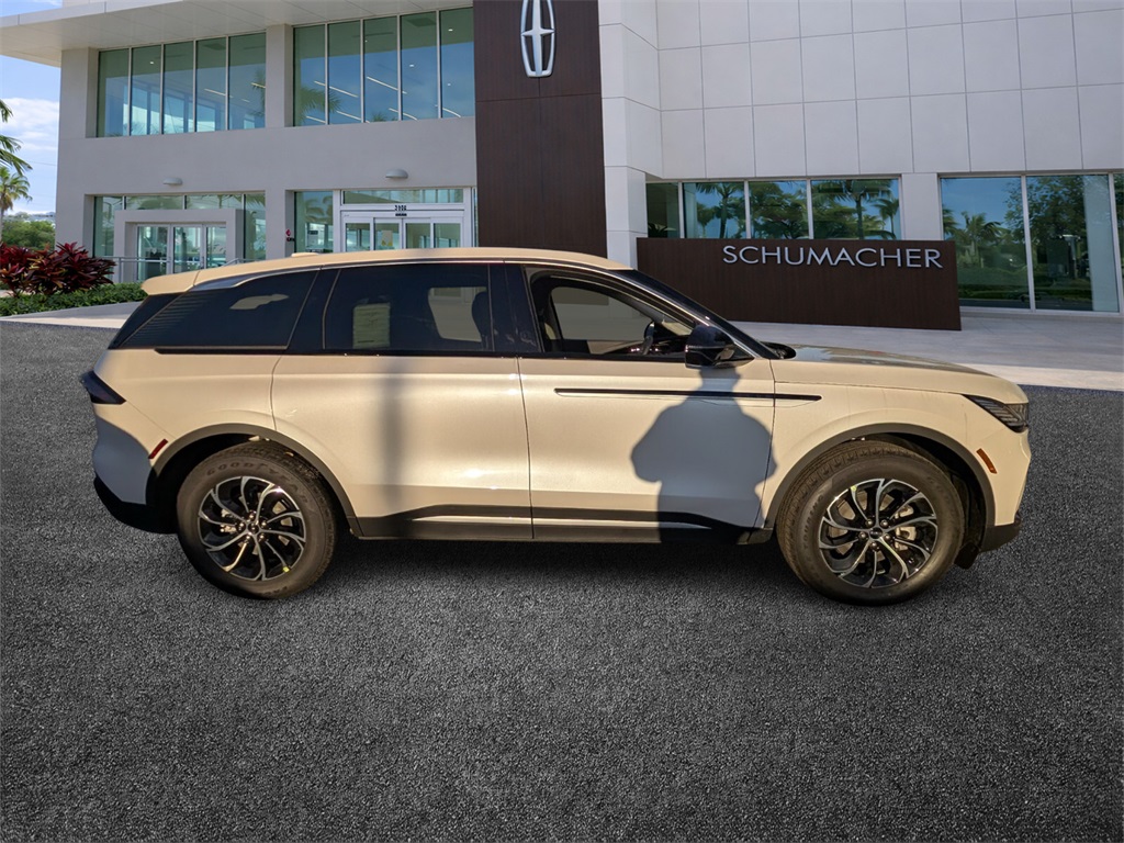 new 2026 Lincoln Nautilus car, priced at $61,670