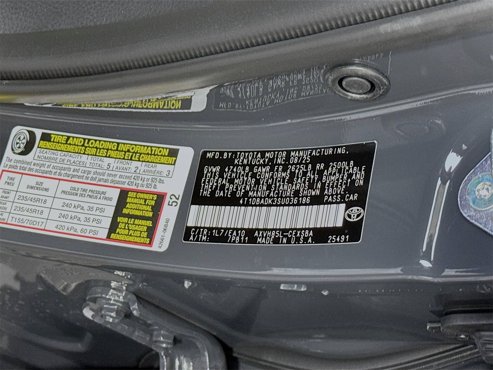 2025 Toyota Camry SE photo 14