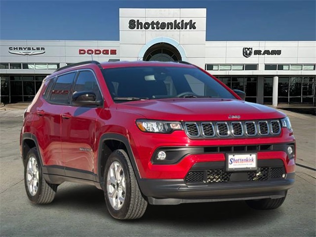 2025 Jeep Compass Latitude's photo