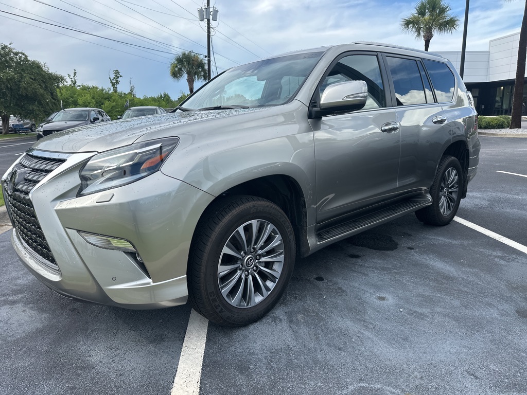 2023 Silver Lexus GX 460 Luxury 4X4 SUV