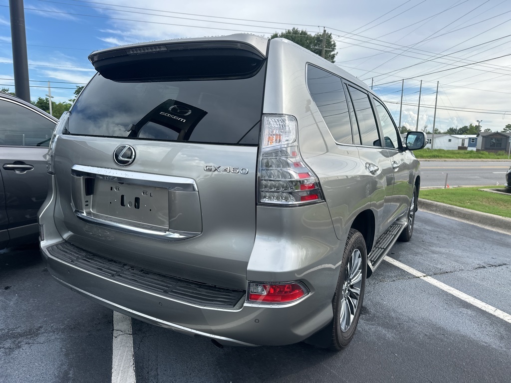 2023 Silver Lexus GX 460 Luxury 4X4 SUV