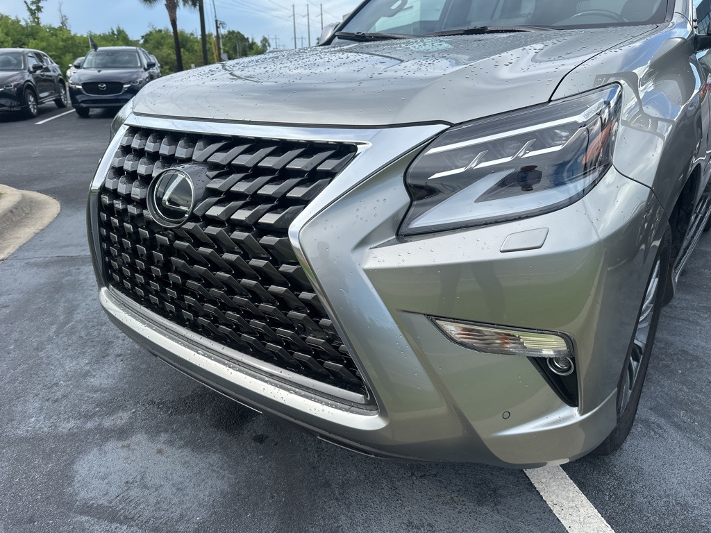 2023 Silver Lexus GX 460 Luxury 4X4 SUV