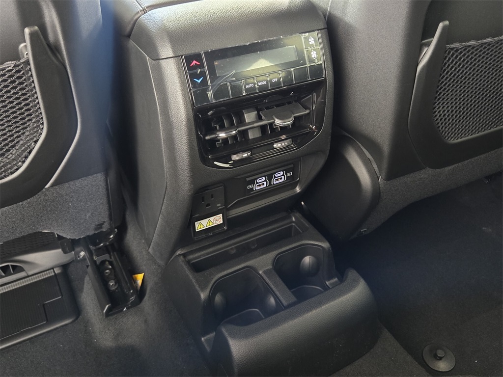 new 2025 Jeep Grand Cherokee L car, priced at $36,330