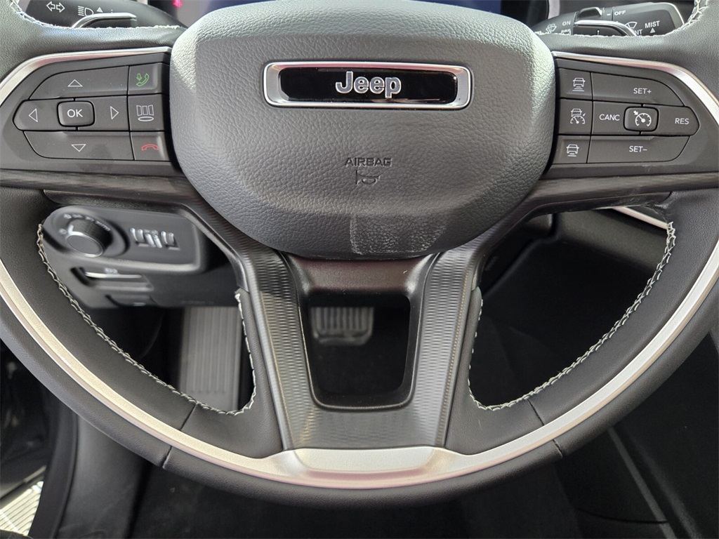 new 2025 Jeep Grand Cherokee L car, priced at $36,330