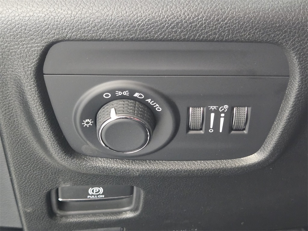 new 2025 Jeep Grand Cherokee L car, priced at $36,330