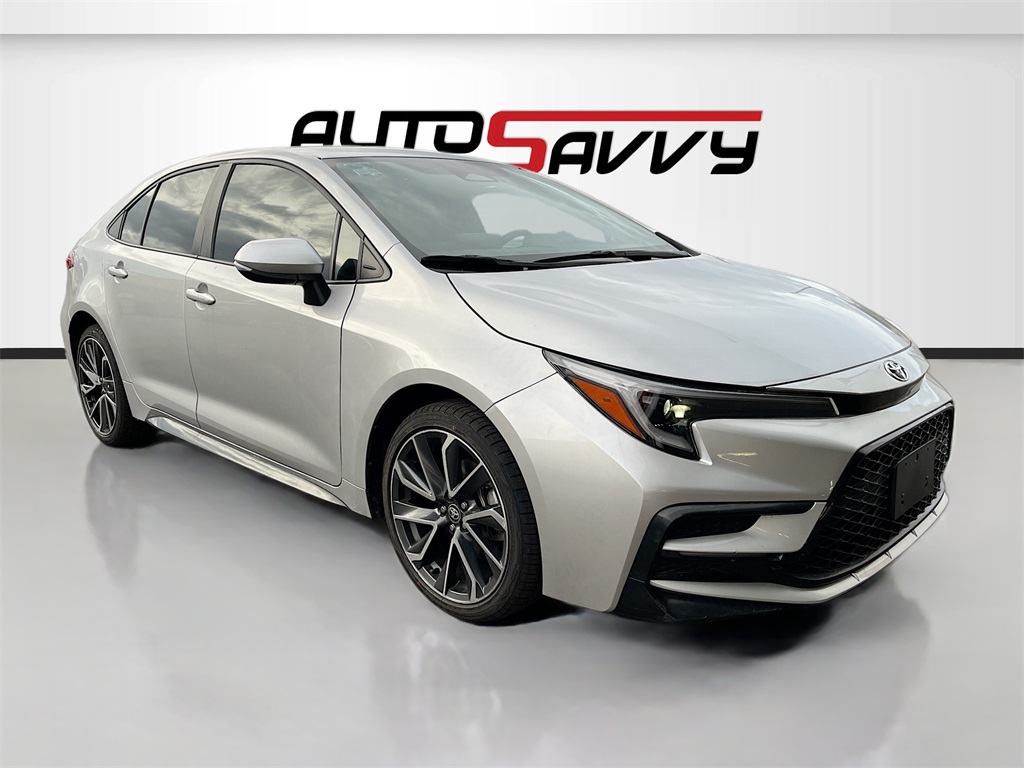 2024 Toyota Corolla SE's photo