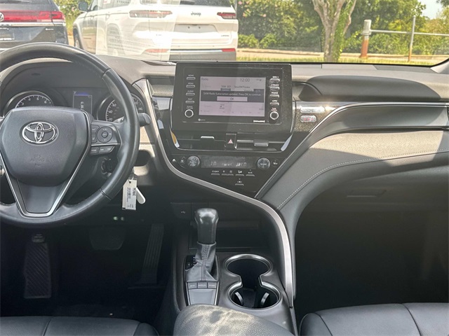 2023 Toyota Camry SE photo 13