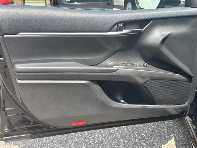 2023 Toyota Camry SE photo 14