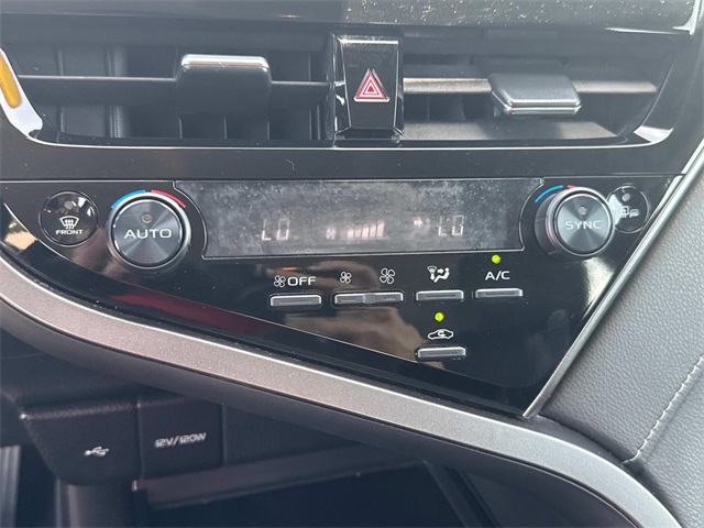2023 Toyota Camry SE photo 21